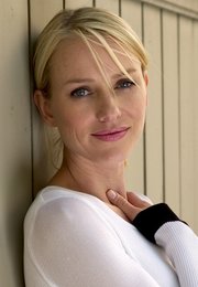 Наоми Уоттс